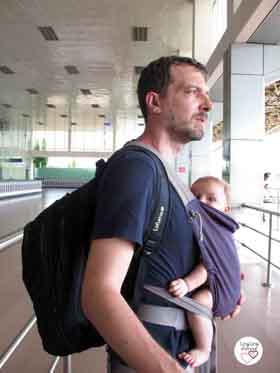 half-buckle carrier for dads